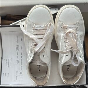 Valentino Women's Cream and White Sneakers